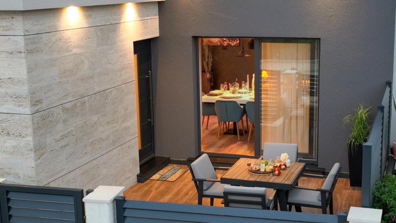 Luxury Apartment Vista Del Sole 希贝尼克 外观 照片